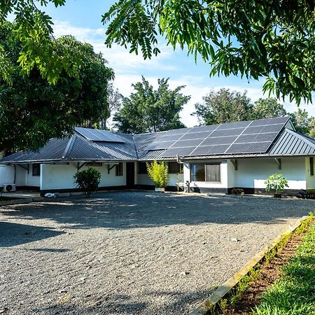 Aparthotel Harry'S Kisumu Oasis Extérieur photo