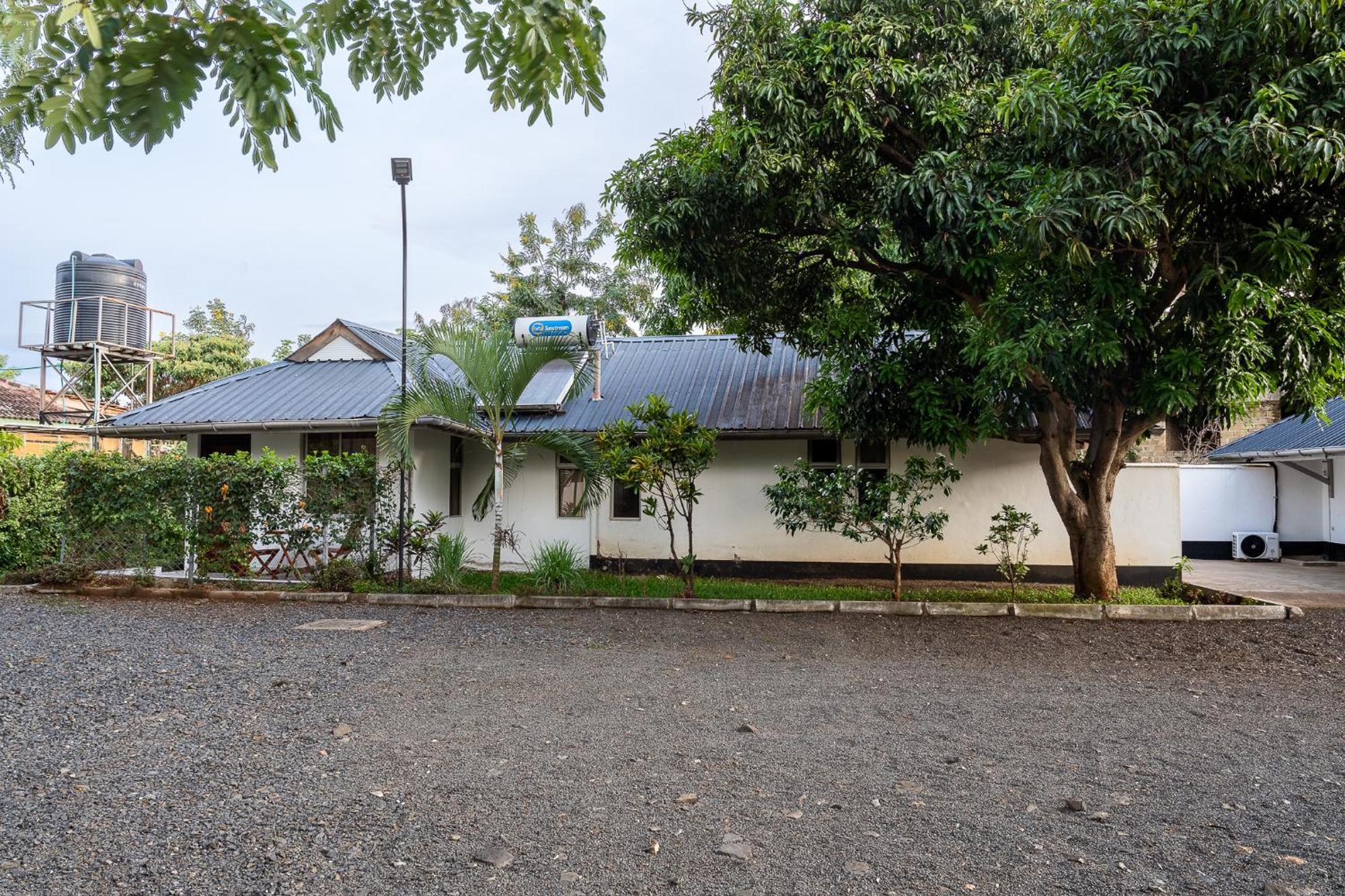 Aparthotel Harry'S Kisumu Oasis Extérieur photo
